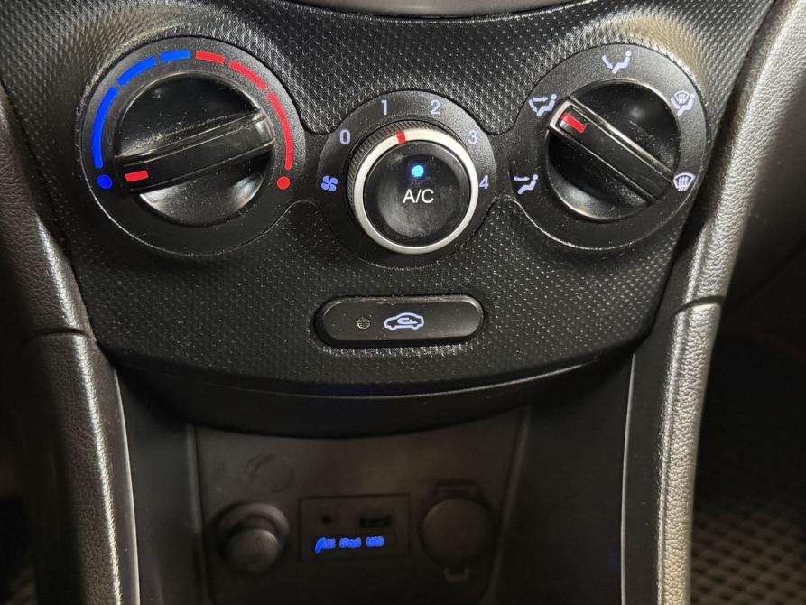 Hyundai Solaris I Псков  - изображение 16