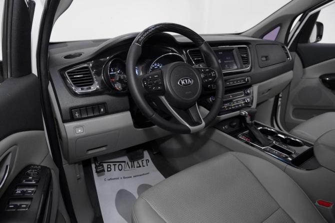 Kia Carnival III с пробегом 2020 года, цена 1 939 000 рублей, 62914 км, минивэн, Автокод Объявления