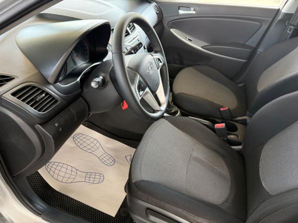 Hyundai Solaris I с пробегом 2013 года, цена 793 000 рублей, 158813 км, седан, Автокод Объявления