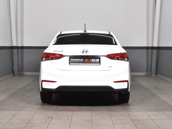 Hyundai Solaris II с пробегом 2018 года, цена 1 399 999 рублей, 52106 км, седан, Автокод Объявления