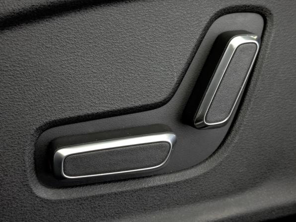 Geely Atlas II с пробегом 2025 года, цена 3 350 000 рублей, 10094 км, внедорожник, Автокод Объявления