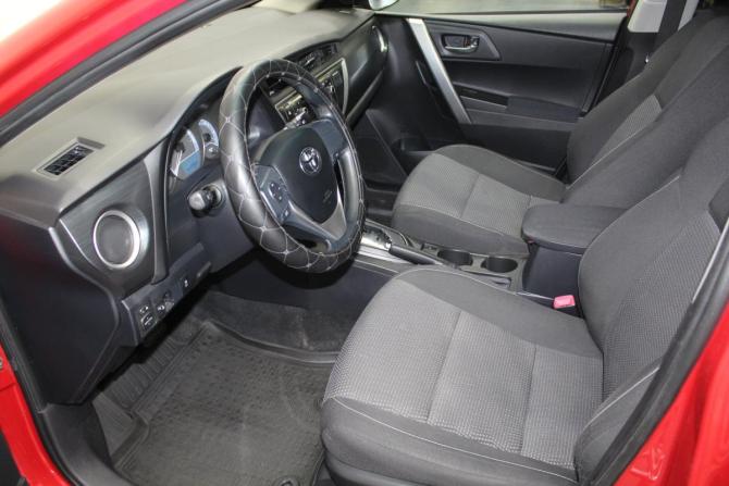 Toyota Auris II с пробегом 2013 года, цена 1 150 000 рублей, 122691 км, хэтчбек, Автокод Объявления