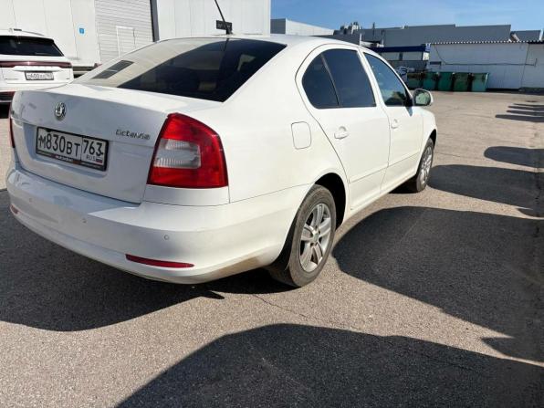 Skoda Octavia II (A5) Рестайлинг с пробегом 2013 года, цена 1 086 000 рублей, 90836 км, лифтбек, Автокод Объявления
