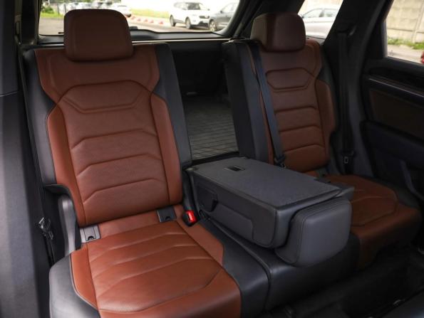 Volkswagen Touareg III с пробегом 2020 года, цена 5 199 000 рублей, 52000 км, внедорожник, Автокод Объявления