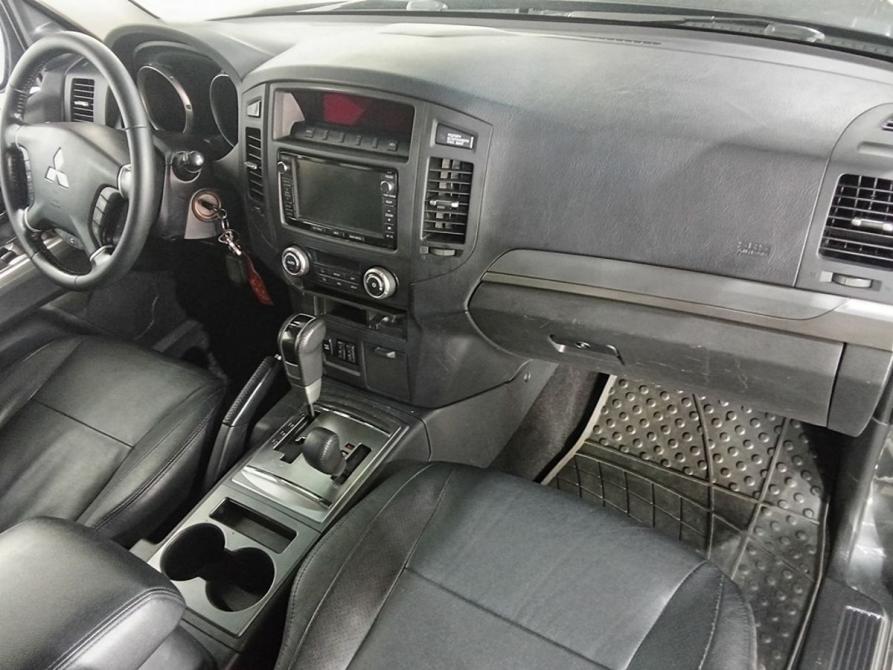 Mitsubishi Pajero IV Рестайлинг 1 Москва  - изображение 11