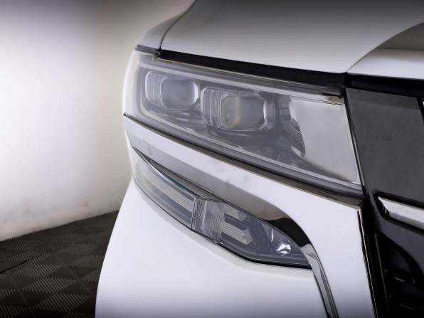 Toyota Alphard III Рестайлинг с пробегом 2021 года, цена 7 150 000 рублей, 52278 км, минивэн, Автокод Объявления