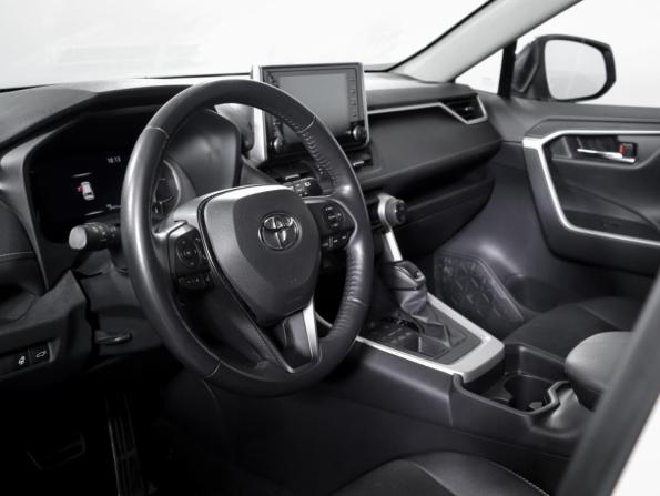 Toyota RAV4 V (XA50) с пробегом 2022 года, цена 3 752 100 рублей, 39430 км, внедорожник, Автокод Объявления
