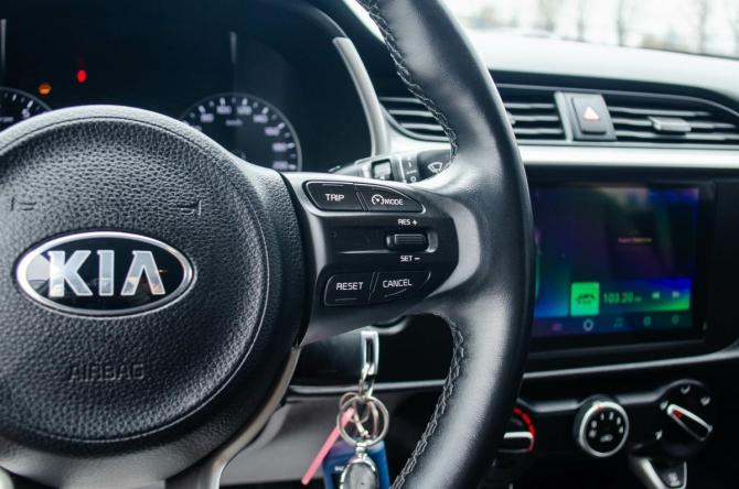 Kia Rio IV Рестайлинг с пробегом 2021 года, цена 1 625 000 рублей, 36000 км, седан, Автокод Объявления