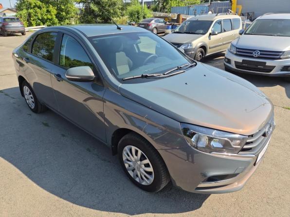 Lada (ВАЗ) Vesta I с пробегом 2022 года, цена 1 250 000 рублей, 69133 км, седан, Автокод Объявления