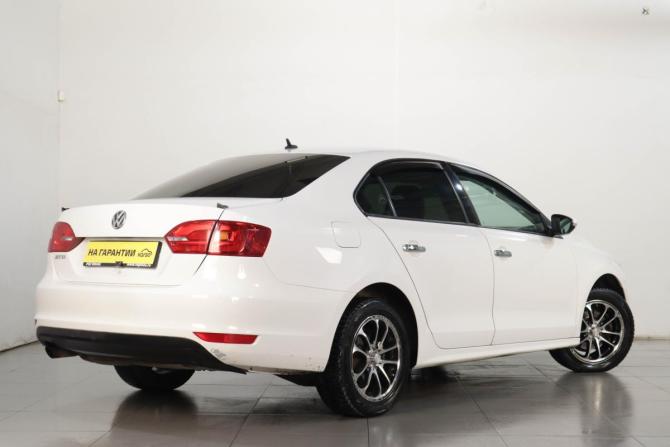 Volkswagen Jetta VI Рестайлинг с пробегом 2014 года, цена 1 019 000 рублей, 220000 км, седан, Автокод Объявления