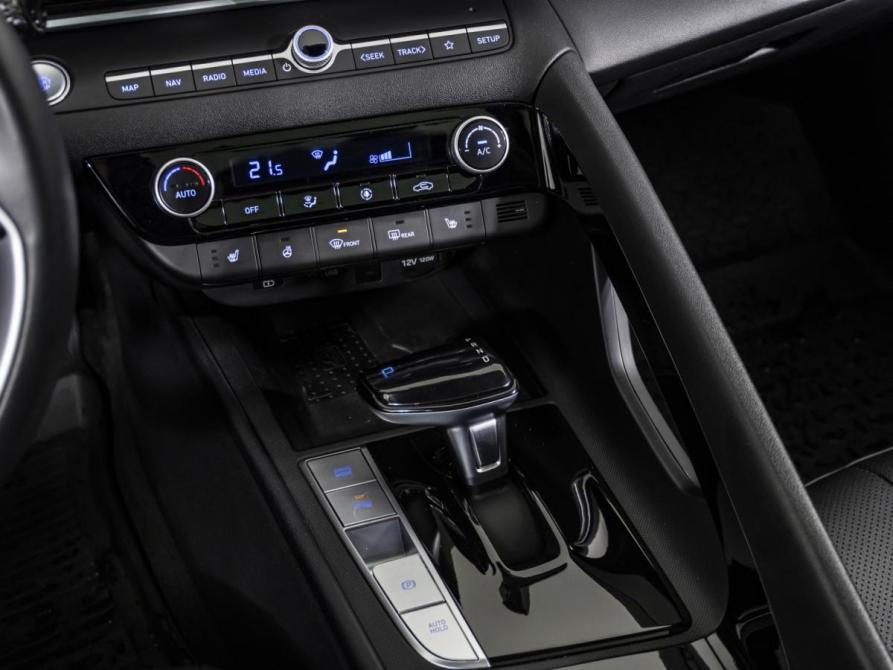 Hyundai Elantra VII (CN7) Рестайлинг Москва  - изображение 18