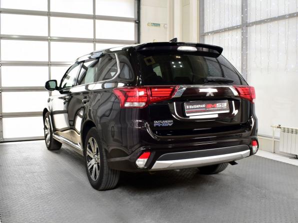 Mitsubishi Outlander III Рестайлинг 2 с пробегом 2015 года, цена 2 099 999 рублей, 120884 км, внедорожник, Автокод Объявления