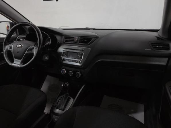 Kia Rio III Рестайлинг с пробегом 2017 года, цена 1 245 000 рублей, 74103 км, хэтчбек, Автокод Объявления