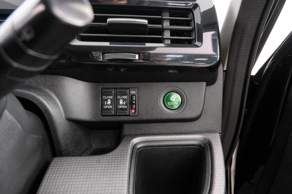 Honda Stepwgn V Красноярск  - изображение 19