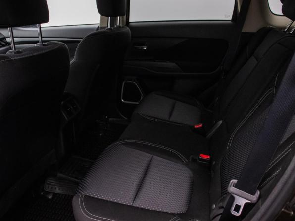 Mitsubishi Outlander III Рестайлинг 3 с пробегом 2022 года, цена 2 274 000 рублей, 141707 км, внедорожник, Автокод Объявления