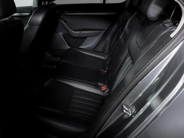 Skoda Octavia III (A7) Рестайлинг с пробегом 2019 года, цена 1 890 000 рублей, 171216 км, универсал, Автокод Объявления