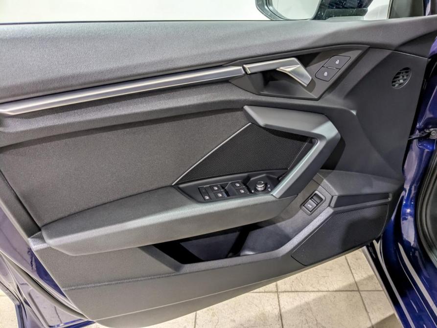 Audi A3 IV (8Y) Москва  - изображение 19