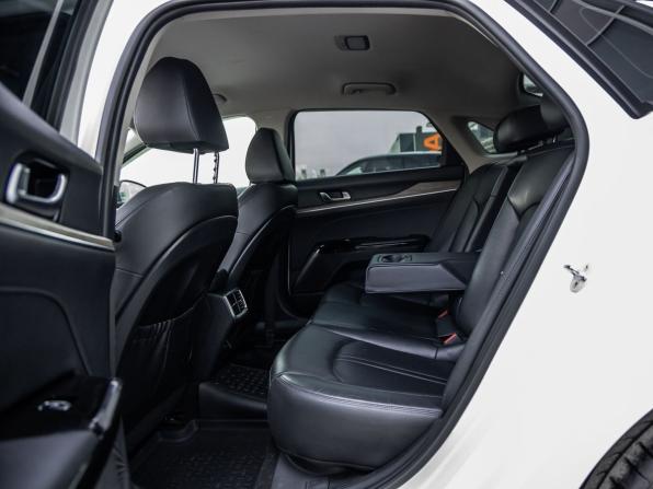 Kia K5 III с пробегом 2021 года, цена 2 848 000 рублей, 56054 км, седан, Автокод Объявления