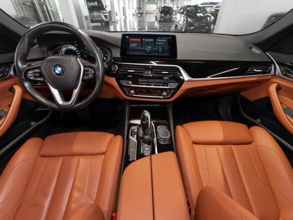 BMW 5 серии VII (G30/G31/G38) с пробегом 2018 года, цена 3 280 000 рублей, 119880 км, седан, Автокод Объявления