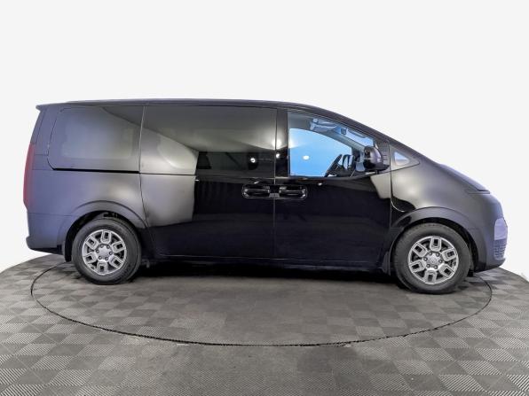 Hyundai Staria I с пробегом 2021 года, цена 4 500 000 рублей, 84972 км, минивэн, Автокод Объявления