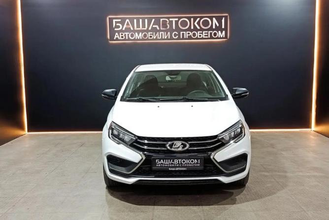 Lada (ВАЗ) Vesta I Рестайлинг (NG) с пробегом 2023 года, цена 1 170 000 рублей, 49989 км, седан, Автокод Объявления