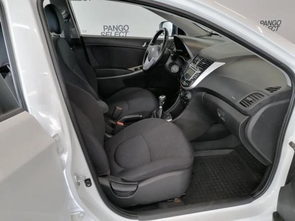 Hyundai Solaris I с пробегом 2013 года, цена 740 000 рублей, 154506 км, седан, Автокод Объявления