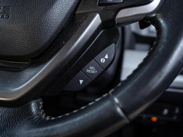 Honda Stepwgn V с пробегом 2016 года, цена 1 750 000 рублей, 155361 км, минивэн, Автокод Объявления