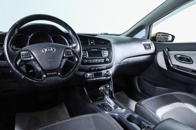 Kia Ceed II с пробегом 2012 года, цена 1 099 000 рублей, 81750 км, хэтчбек, Автокод Объявления