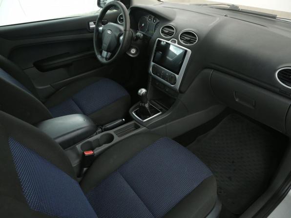 Ford Focus II с пробегом 2007 года, цена 235 000 рублей, 290600 км, хэтчбек, Автокод Объявления