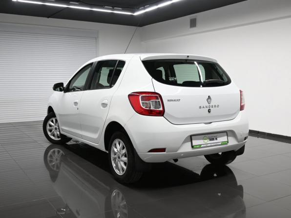 Renault Sandero II с пробегом 2017 года, цена 1 125 000 рублей, 95224 км, хэтчбек, Автокод Объявления