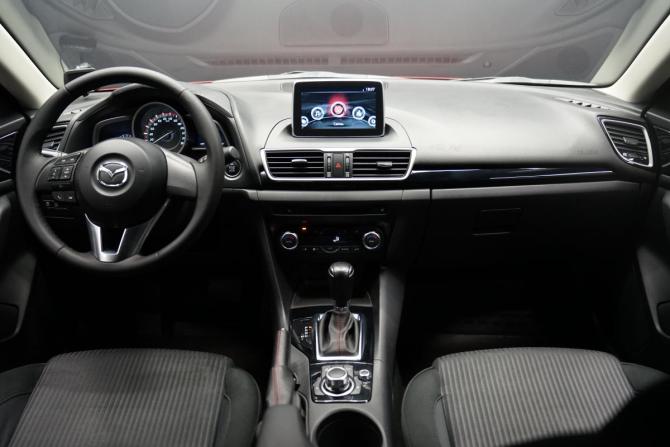 Mazda 3 III (BM) с пробегом 2014 года, цена 1 570 000 рублей, 62000 км, седан, Автокод Объявления