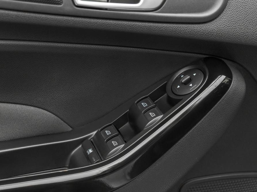 Ford Fiesta Mk6 Рестайлинг Москва  - изображение 11