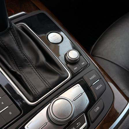 Audi A6 allroad III (C7) Рестайлинг с пробегом 2016 года, цена 2 799 000 рублей, 257029 км, универсал, Автокод Объявления