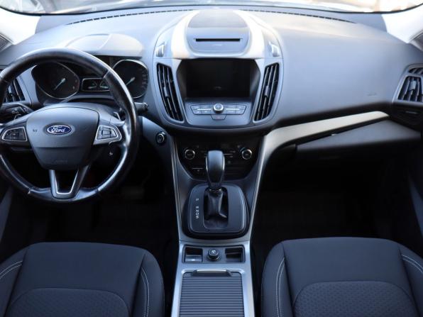 Ford Kuga II Рестайлинг с пробегом 2017 года, цена 1 240 000 рублей, 166370 км, внедорожник, Автокод Объявления