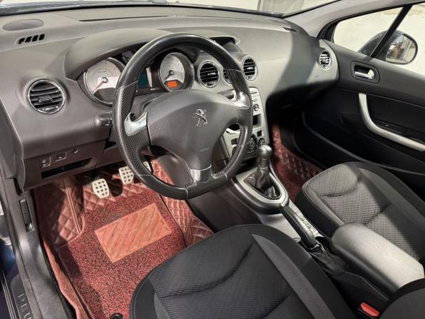 Peugeot 408 I с пробегом 2016 года, цена 739 800 рублей, 110000 км, седан, Автокод Объявления