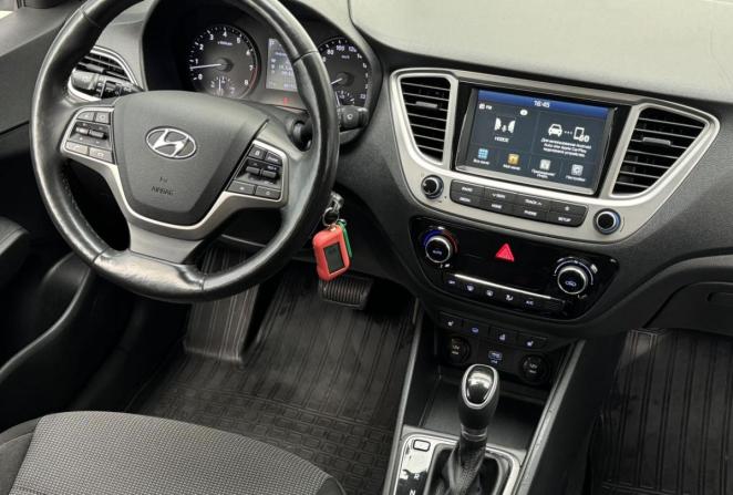 Hyundai Solaris II с пробегом 2019 года, цена 1 680 000 рублей, 88191 км, седан, Автокод Объявления