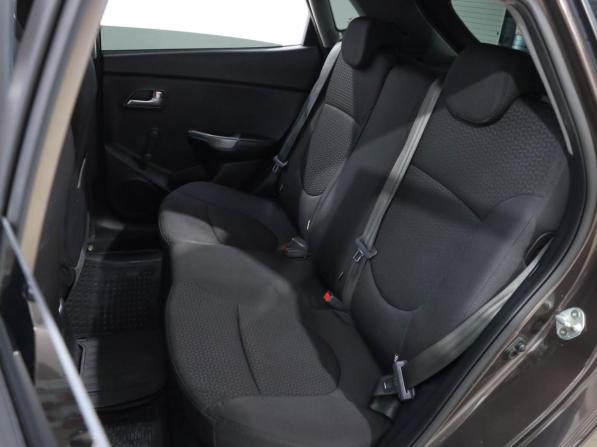 Kia Rio III Рестайлинг с пробегом 2016 года, цена 1 259 000 рублей, 107523 км, хэтчбек, Автокод Объявления