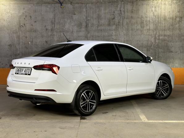 Skoda Rapid II с пробегом 2021 года, цена 1 599 000 рублей, 76366 км, лифтбек, Автокод Объявления