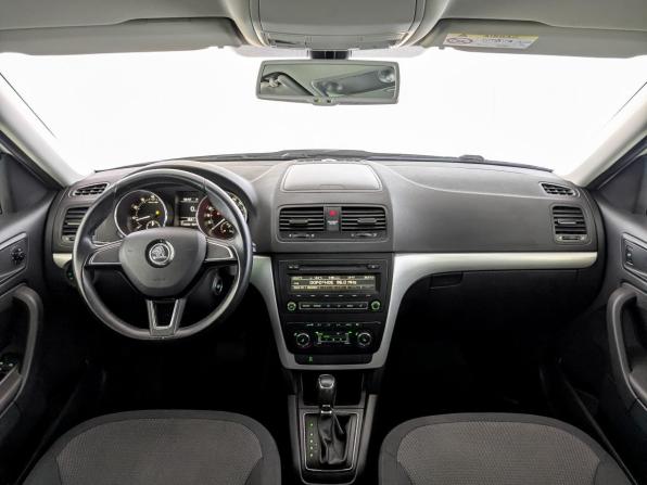 Skoda Yeti I Рестайлинг с пробегом 2015 года, цена 1 275 000 рублей, 112874 км, внедорожник, Автокод Объявления