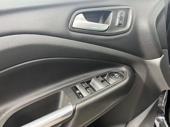 Ford Kuga II с пробегом 2014 года, цена 1 600 000 рублей, 106814 км, внедорожник, Автокод Объявления