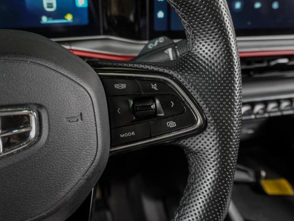Geely Coolray I Рестайлинг с пробегом 2023 года, цена 2 049 000 рублей, 58364 км, внедорожник, Автокод Объявления
