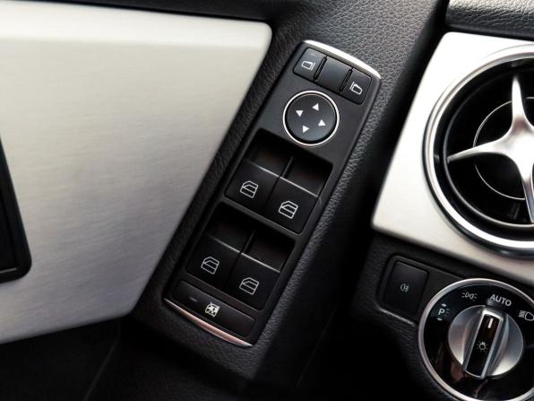 Mercedes-Benz GLK-Класс I (X204) Рестайлинг с пробегом 2015 года, цена 2 318 000 рублей, 120720 км, внедорожник, Автокод Объявления