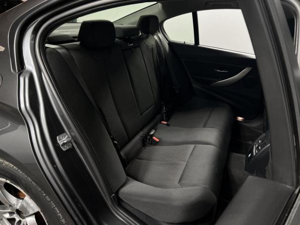 BMW 3 серии VI (F3x) Рестайлинг с пробегом 2018 года, цена 1 380 200 рублей, 143279 км, седан, Автокод Объявления