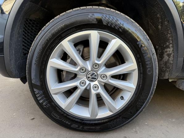 Volkswagen Touareg II с пробегом 2012 года, цена 1 500 000 рублей, 384521 км, внедорожник, Автокод Объявления