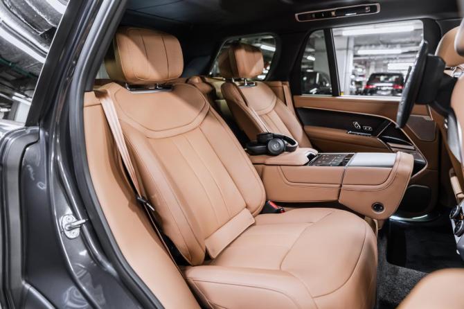 Новый Land Rover Range Rover V 2025 года, цена 25 800 000 рублей, внедорожник, Автокод Объявления