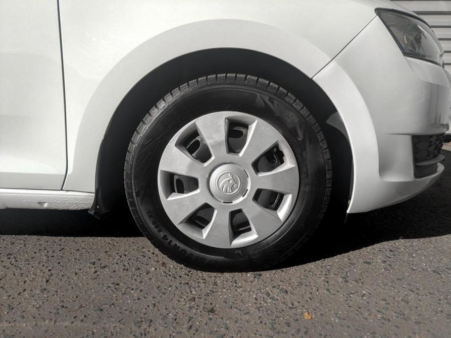 Skoda Rapid I Рестайлинг Москва  - изображение 18