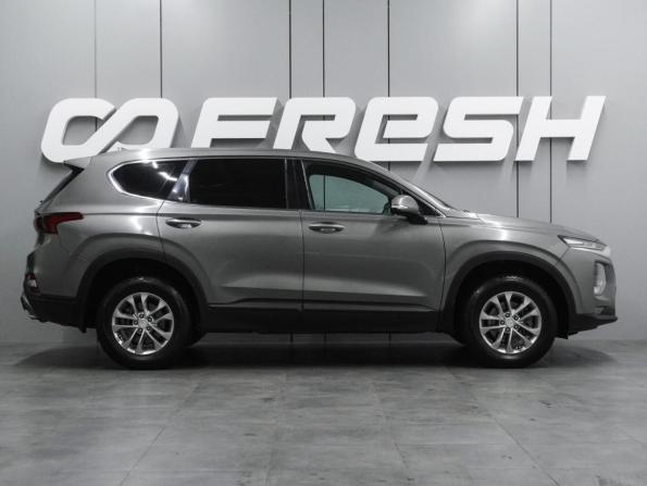 Hyundai Santa Fe IV с пробегом 2019 года, цена 2 798 000 рублей, 118100 км, внедорожник, Автокод Объявления