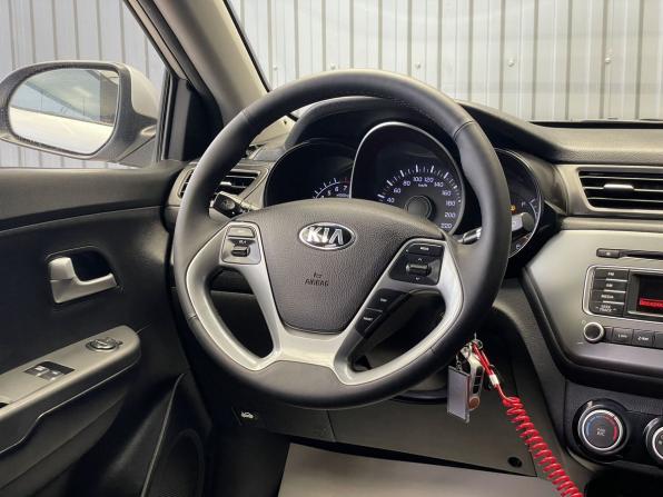 Kia Rio III Рестайлинг с пробегом 2017 года, цена 1 187 000 рублей, 96478 км, седан, Автокод Объявления