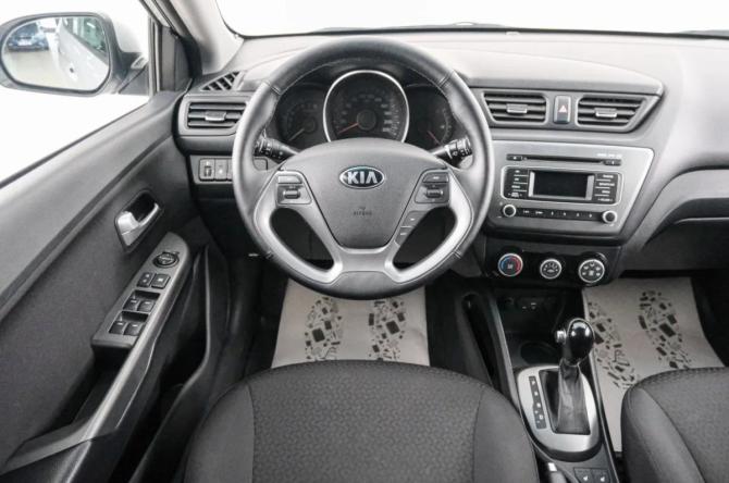 Kia Rio III Рестайлинг с пробегом 2016 года, цена 1 099 000 рублей, 140000 км, седан, Автокод Объявления