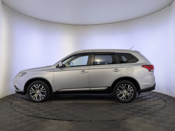 Mitsubishi Outlander III Рестайлинг 2 с пробегом 2015 года, цена 1 735 000 рублей, 158255 км, внедорожник, Автокод Объявления